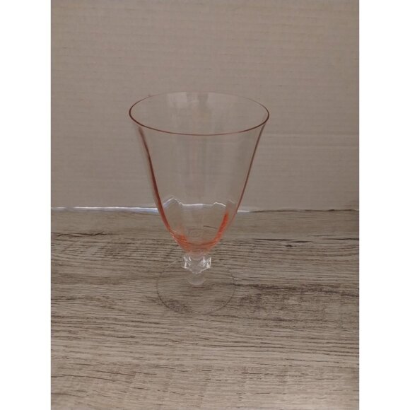 Vintage Pink Glass Goblet With Elegant Stem Design 6 1/8" - Picture 1 of 4